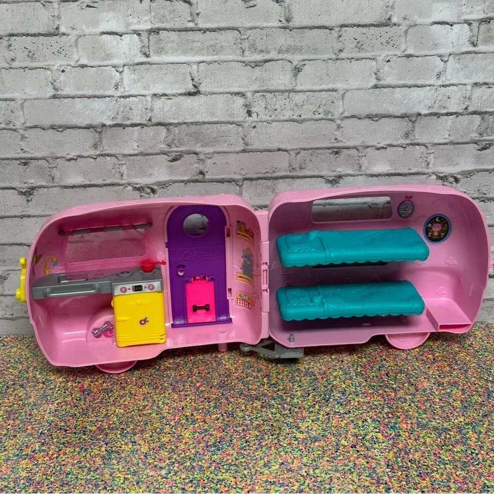 Barbie Club Chelsea Car Camper 2018 Mattel